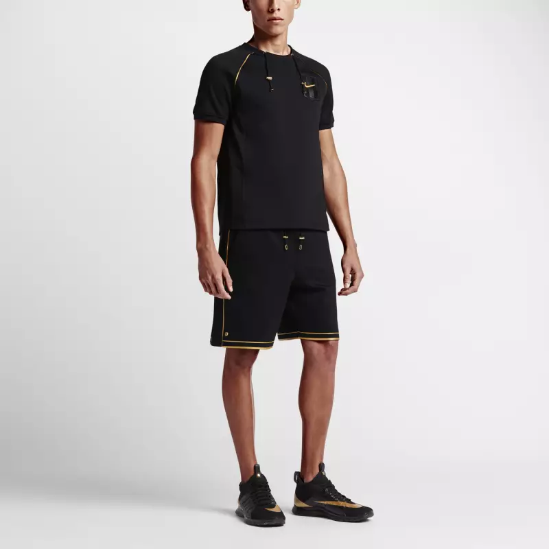 Bailiúchán Balmain Nike Olivier Rousteing