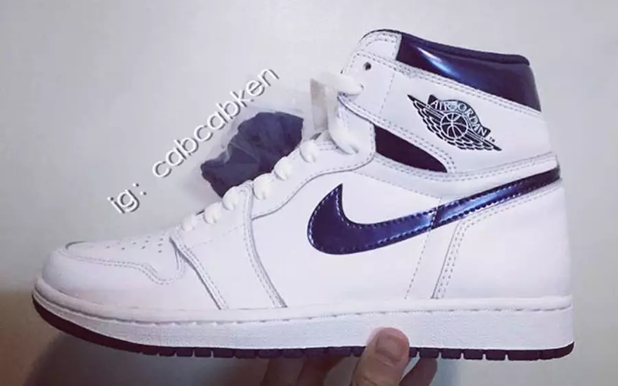 Aer Jordan 1 OG Cabhlach Miotalacha Bán 2016