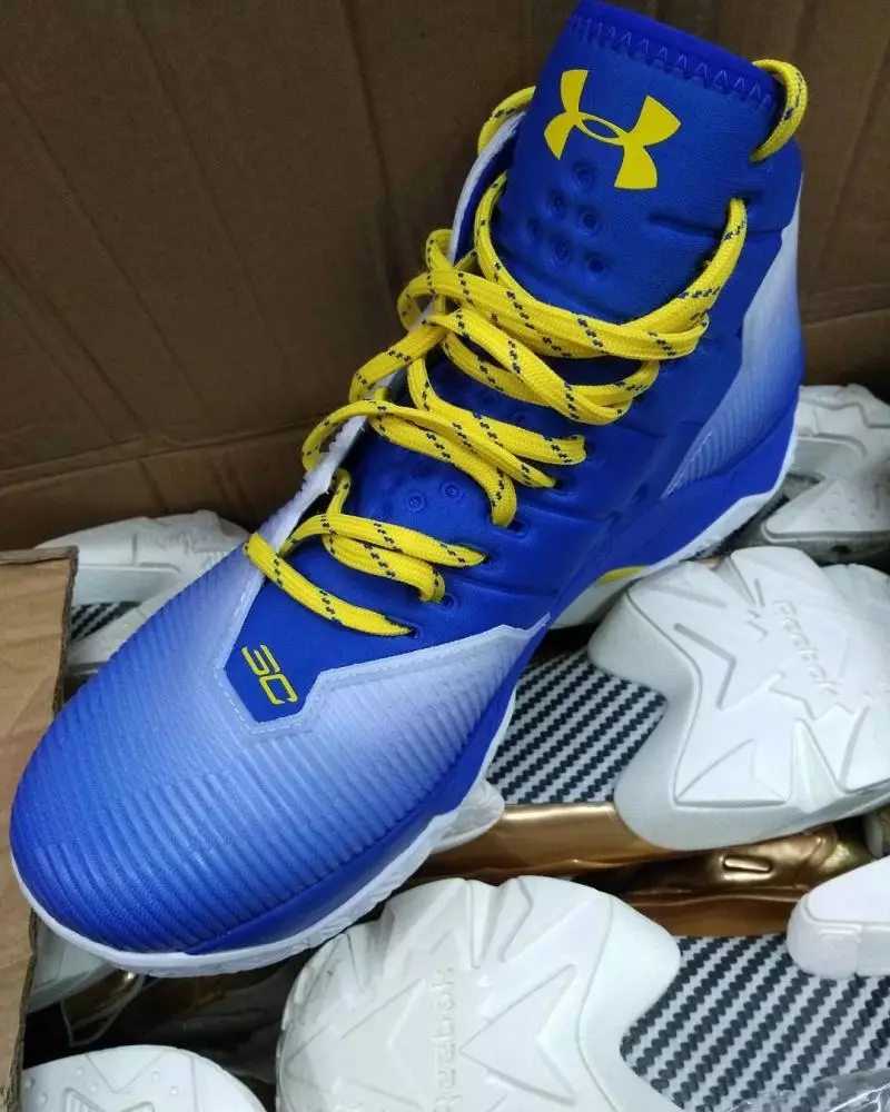 Under Armor Steph Curry 2.5