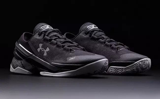 Under Armour Curry 2 Low Essential