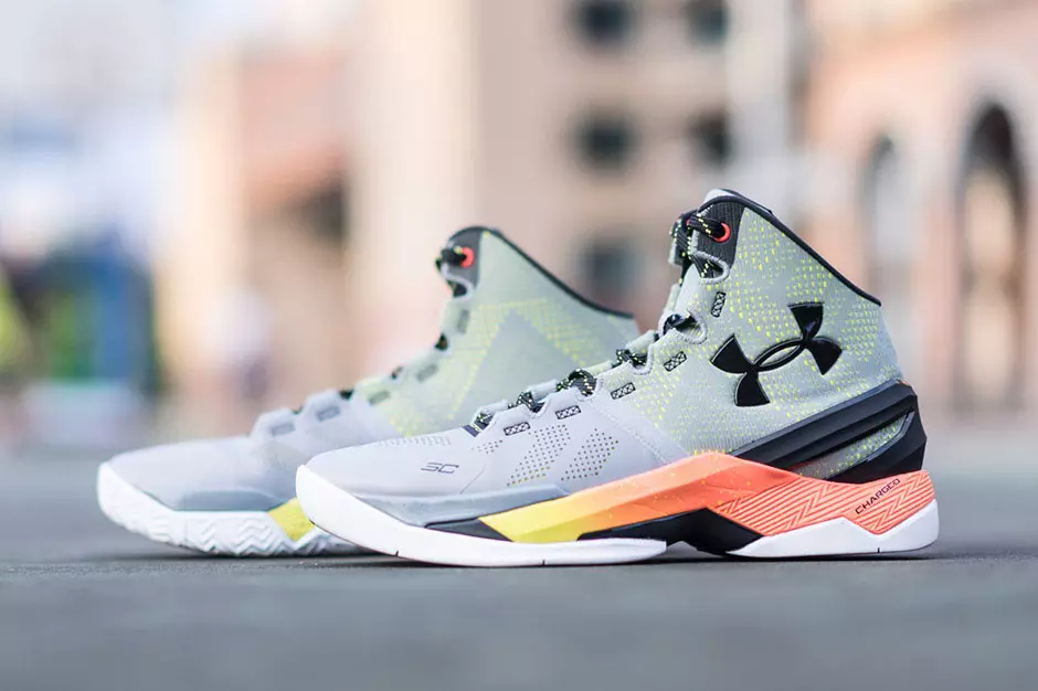 El ferro afina el ferro Under Armour Curry 2