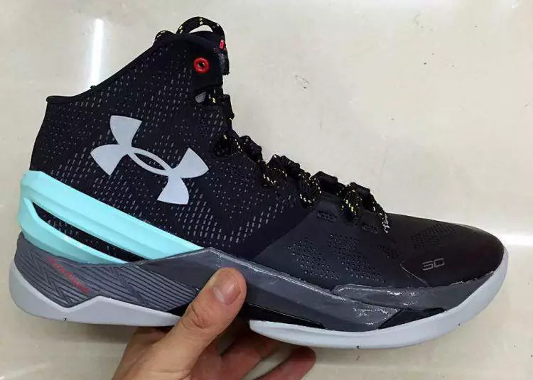 Kolorystyka Under Armour Curry 2