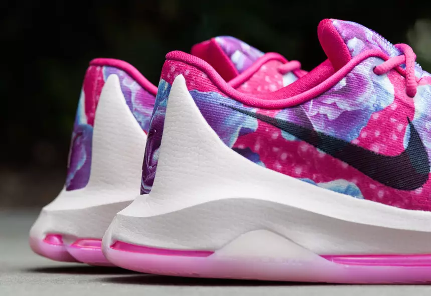 KD 8 Aunt Pearl Think Pink Dostępny