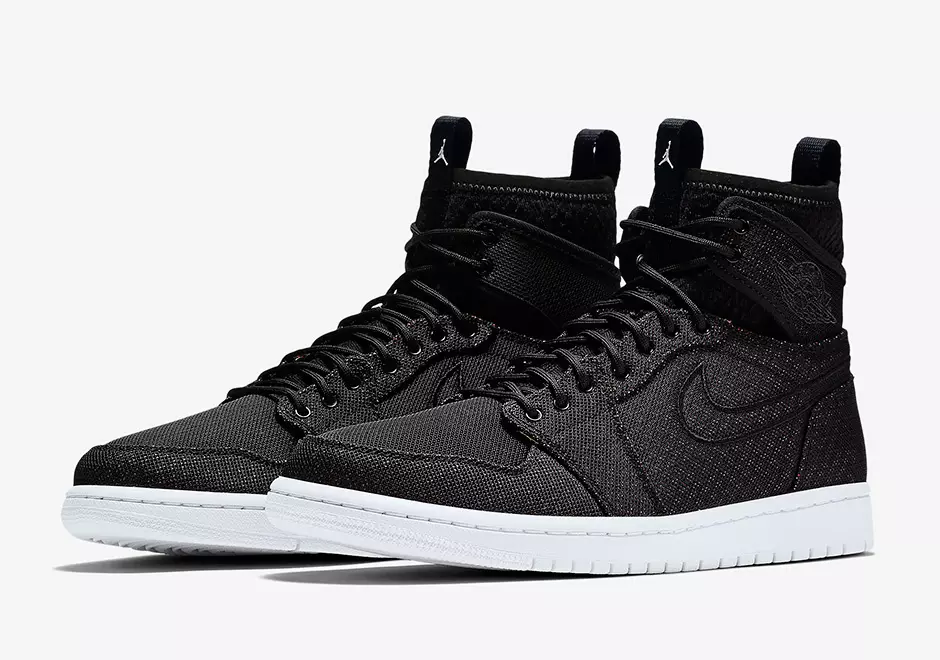 تاريخ إصدار Air Jordan 1 High Ultra Black Pure Platinum