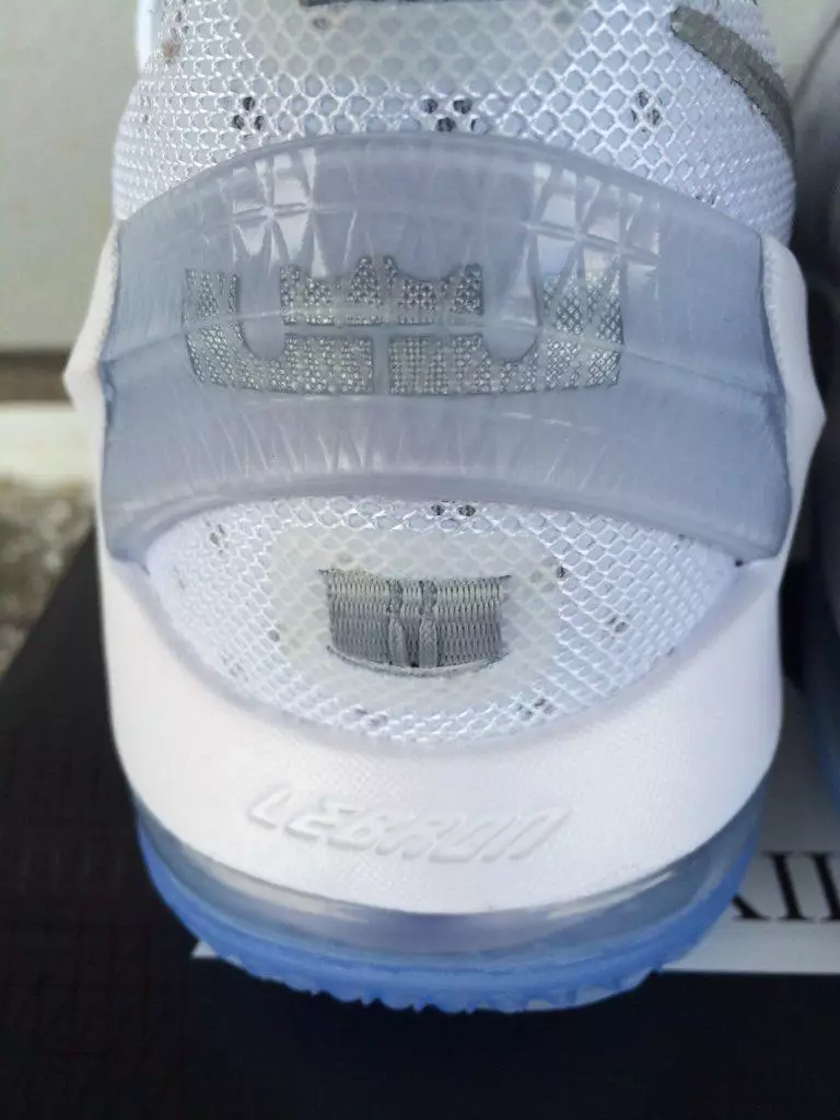 Nike LeBron 13 Low White Silver