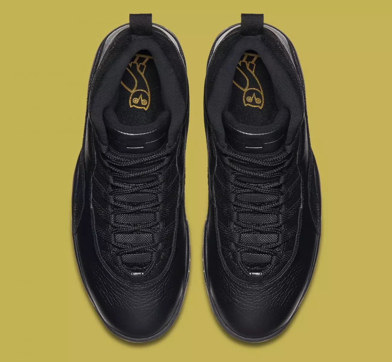 Drake Air Jordan 10 OVO qora mavjud