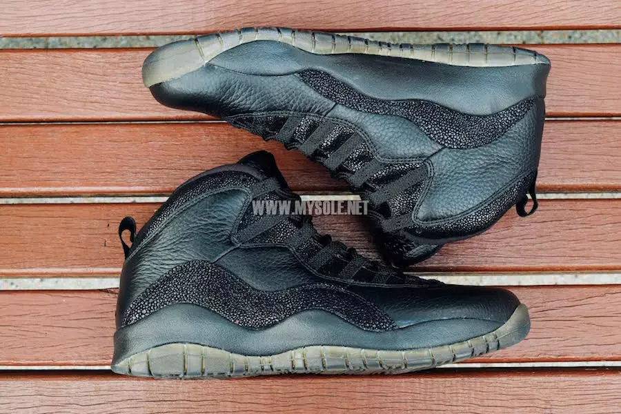 تاريخ إصدار OVO Black Air Jordan 10