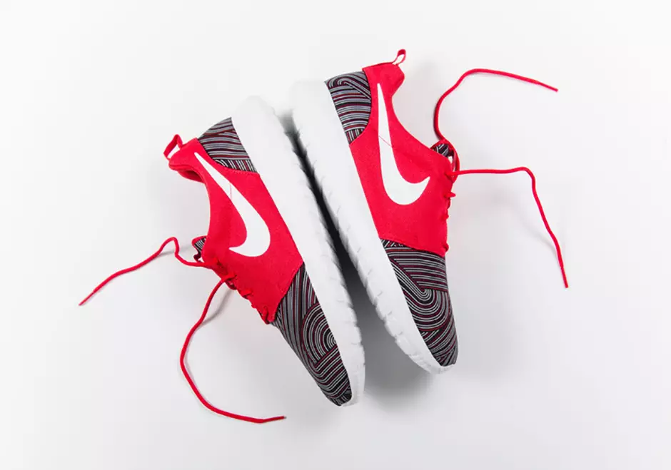 Nike Roshe баспа жинағы