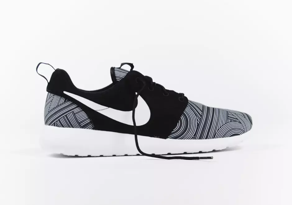 Nike Roshe баспа жинағы