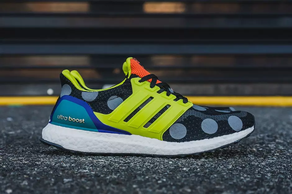 kolor x adidas Boost 水玉パック