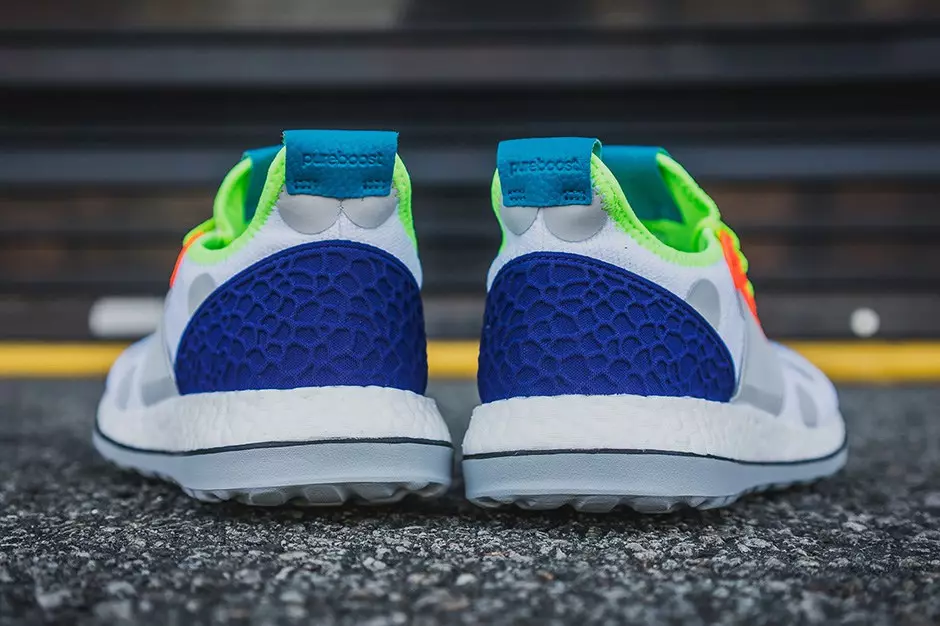 kolor x adidas Boost 水玉パック