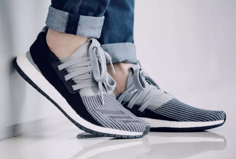 تاريخ إصدار أديداس Pure Boost Raw