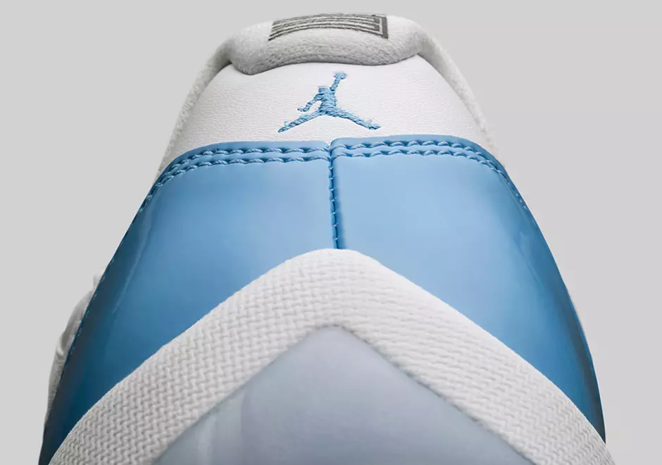 Air Jordan 11 Düşük UNC Üniversitesi Mavi 528895-106