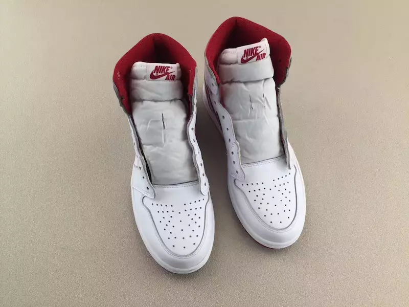 Air Jordan 1 красный металлик 2017 555088-103