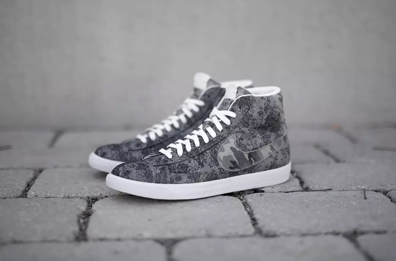 Nike Blazer Mid Premium Vintage "Grey Floral"