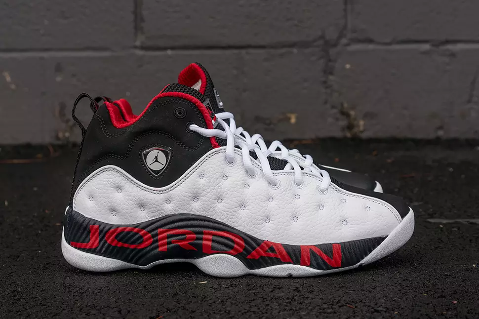 Jordan Jumpman Team 2 retro