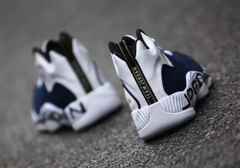 Jordan Jumpman Team 2 White Navy