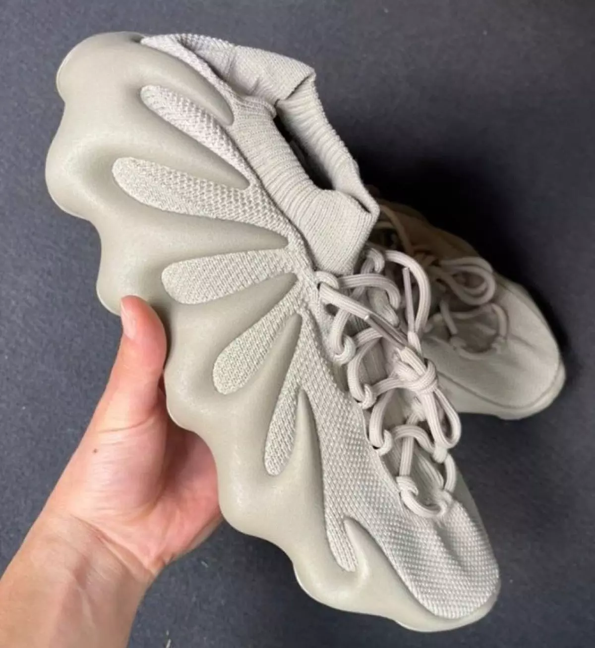 adidas Yeezy 450 Stone Flax Releasedatum