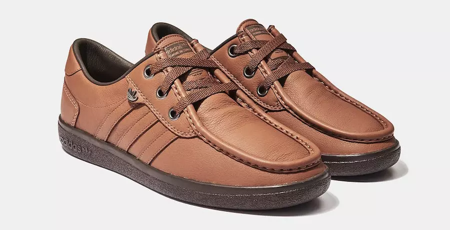 Calcio di punizione adidas Spezial