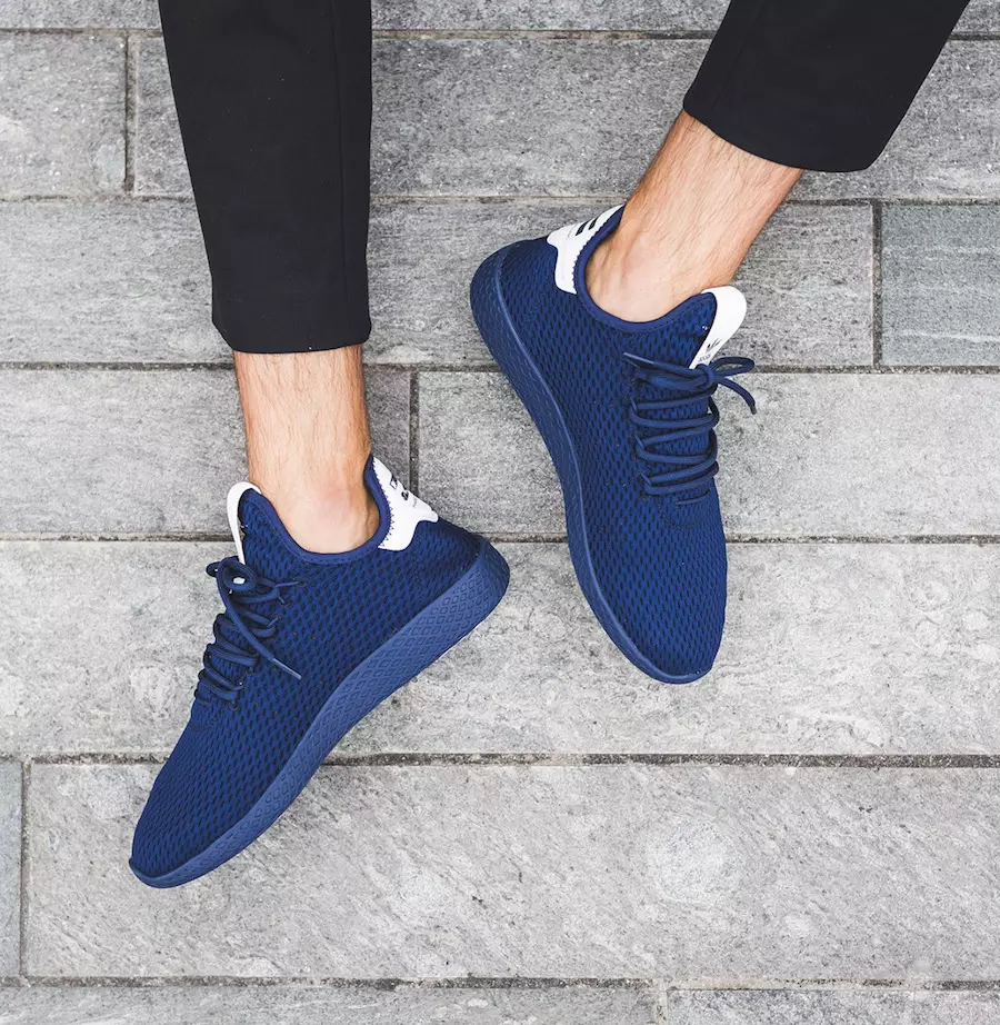 Adidas Tennis Hu Tummansininen Navy BY8719