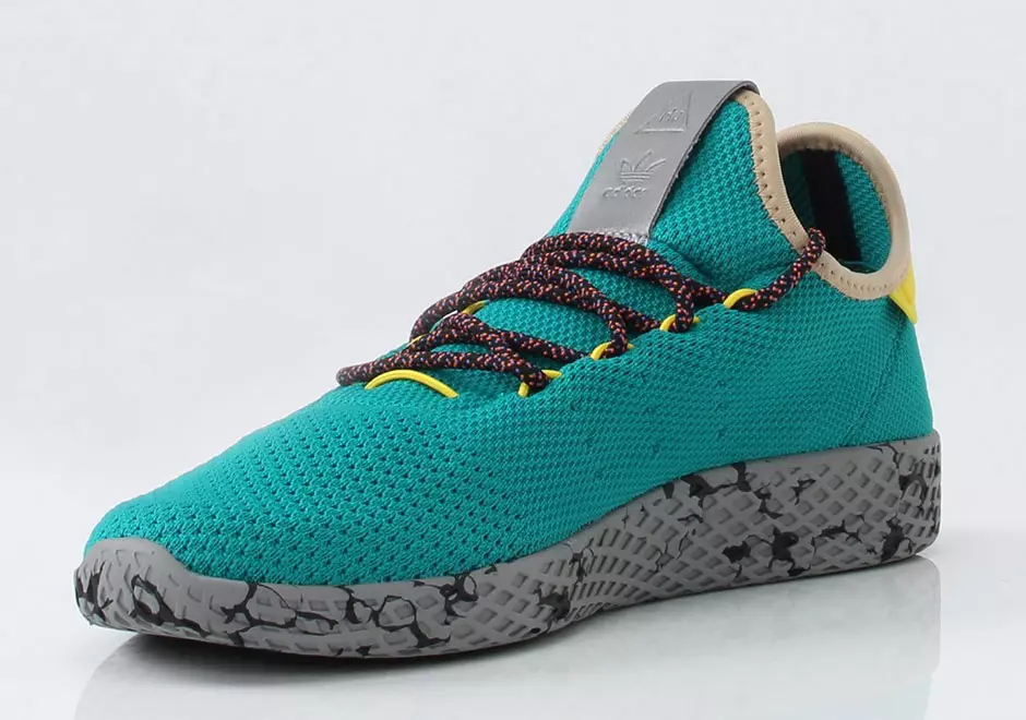 Dörd yaxınlaşan Pharrell x adidas Tennis Hu Colorways-ə ətraflı baxış 34097_20