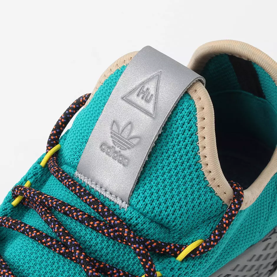 Detailléiert Bléck op Véier Upëff Pharrell x adidas Tennis Hu Colorways 34097_24