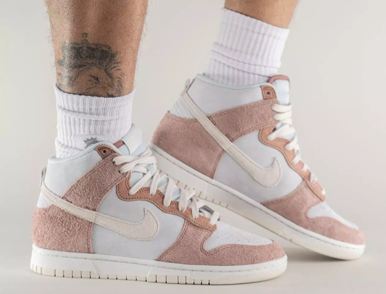 Nike Dunk High Fossil Rose DH7576-400 Fecha de lanzamiento On-Feet