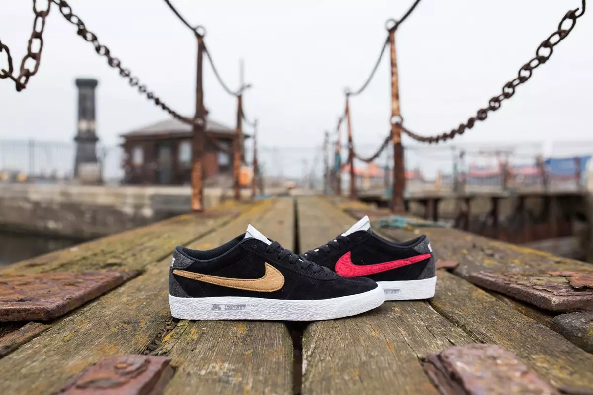 Pachetul Lost Art x Nike SB „Docklands”.