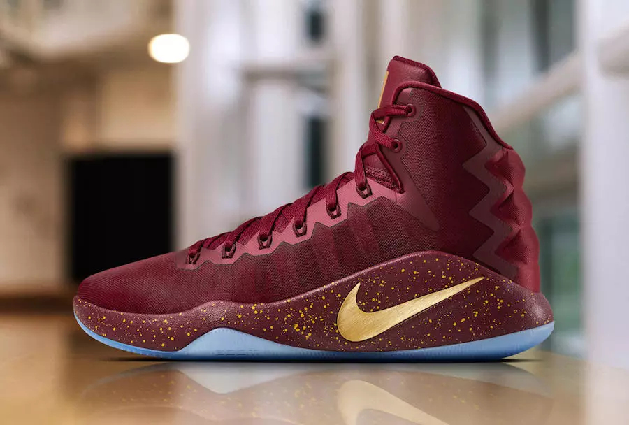 Nike Hyperdunk 2016 PE for Kevin Love