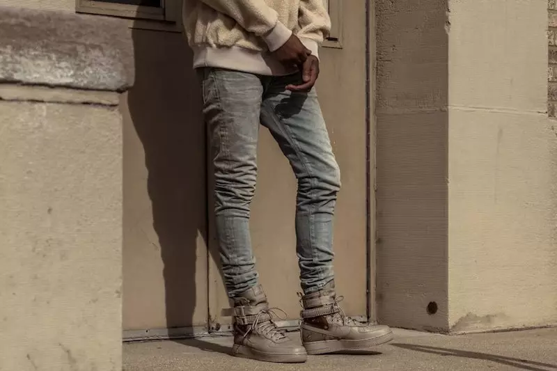 Nike SF-AF1 Desert Camo ant kojų