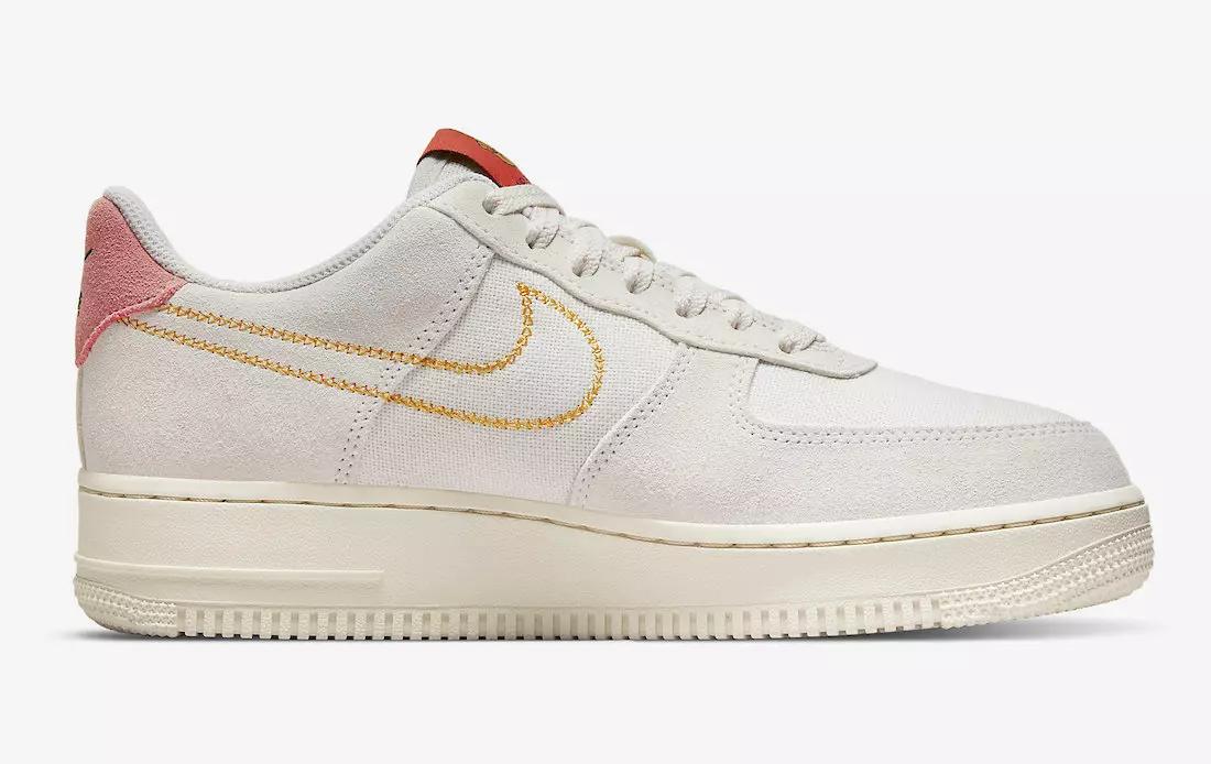 Nike Air Force 1 Low WMNS DQ7656-100 Data lansării