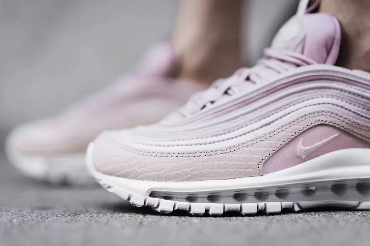 Nike Air Max 97 vaaleanpunainen käärmeennahka 917646-600