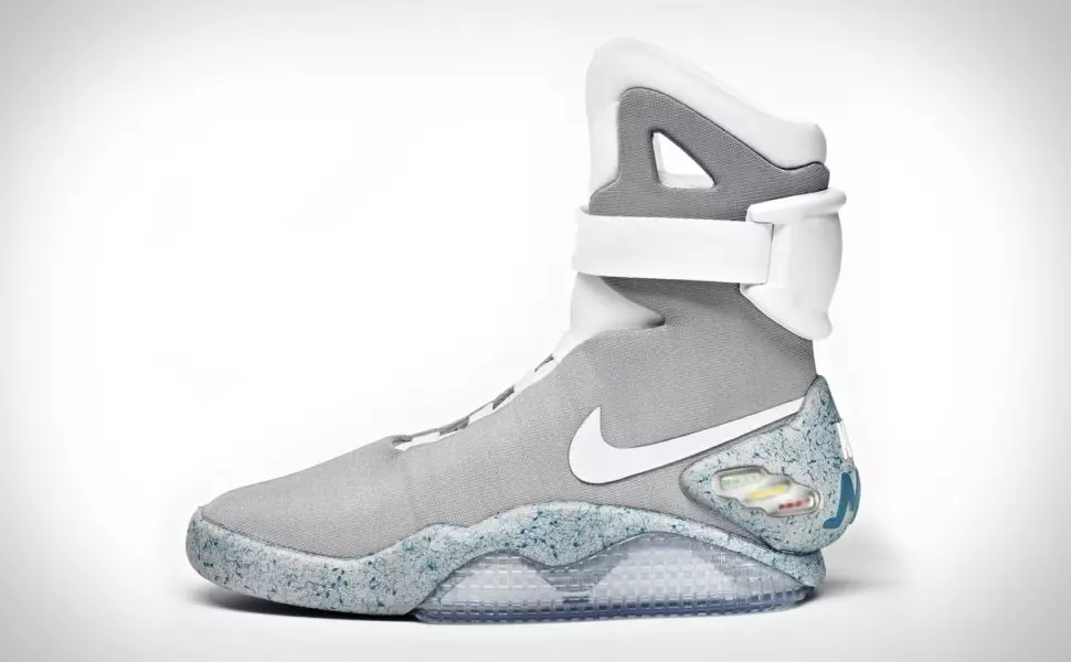 2015 Nike MAG nashri tafsilotlari