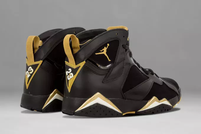 Разговор о кроссовках: Air Jordan 7 34894_1