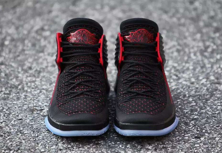 Air Jordan 32 Bred Prepovedan AA1253-001