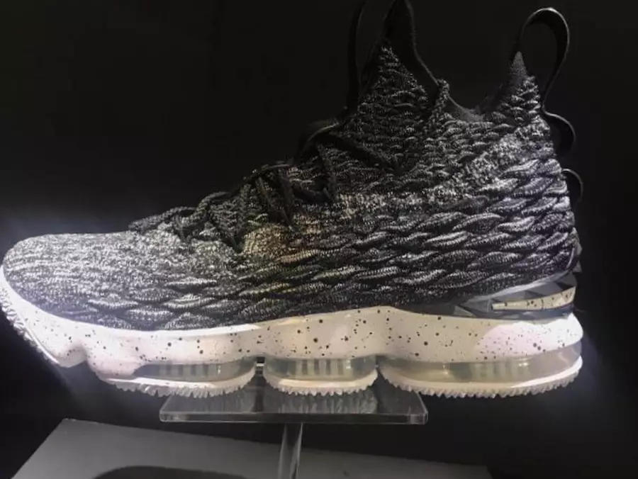 Первый взгляд: Nike LeBron 15