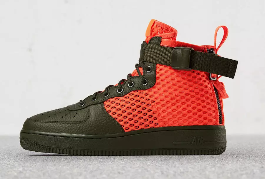 A Nike SF-AF1 Mid