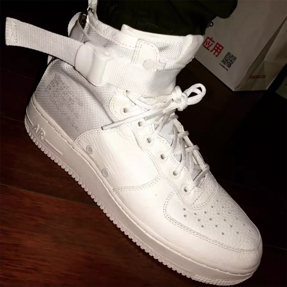 Nike SF-AF1 Mid Triple White Útgáfudagur