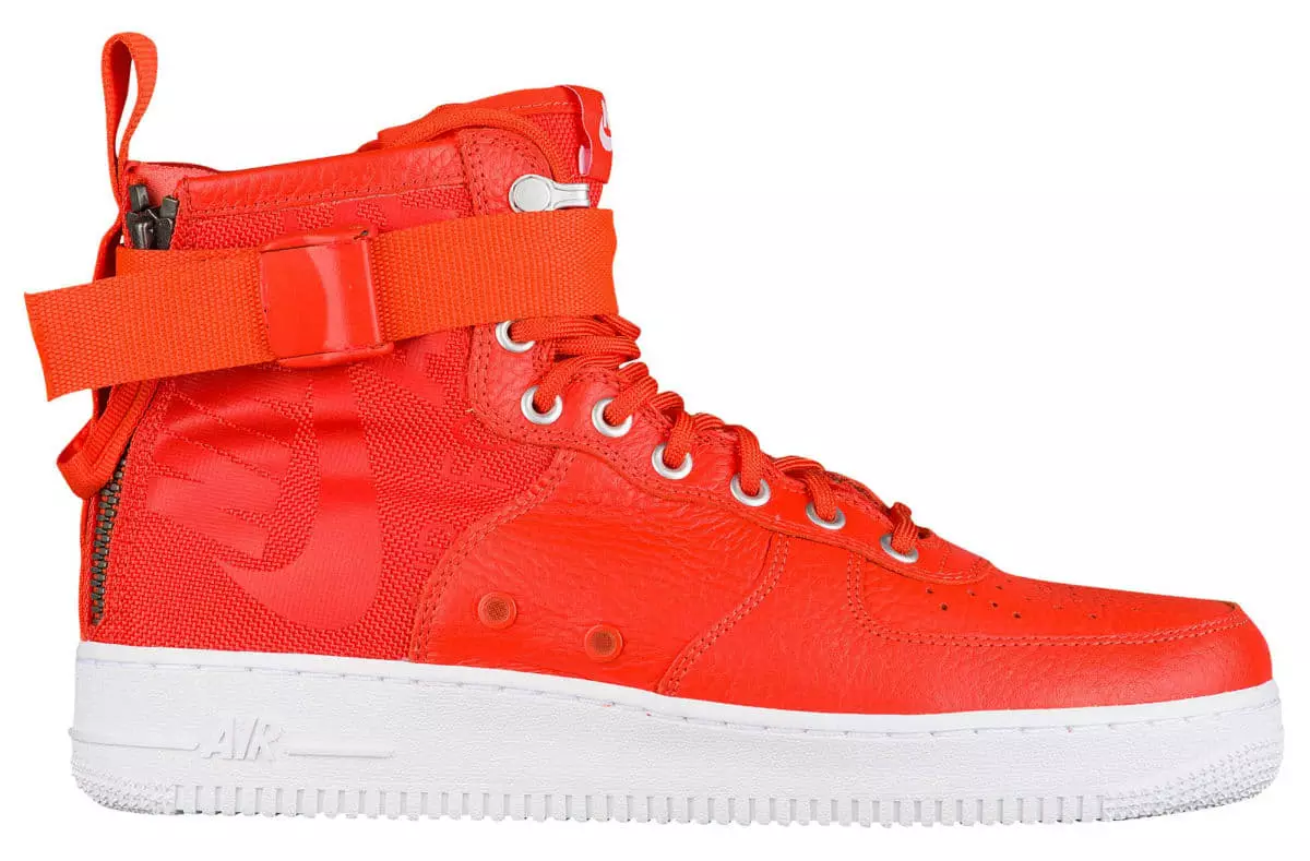 Nike SF Air Force 1 equipo naranja