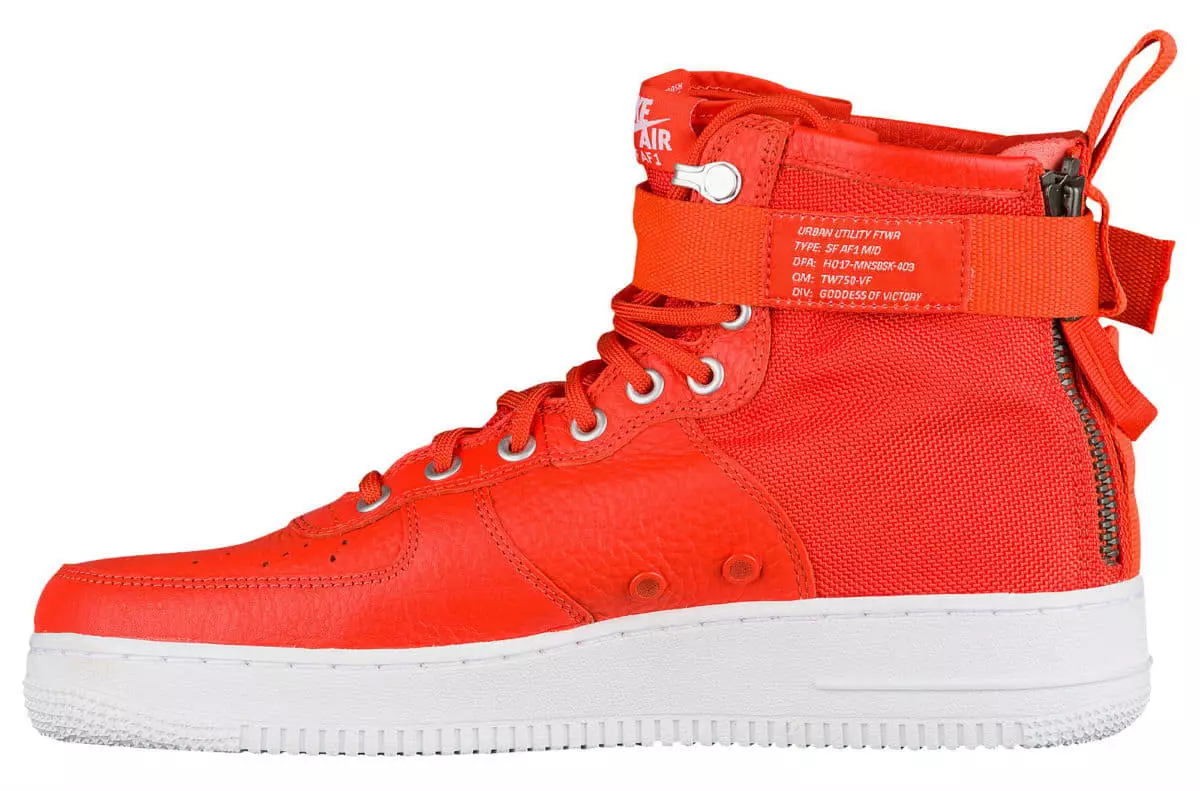 Nike SF Air Force 1 Tim Oranye