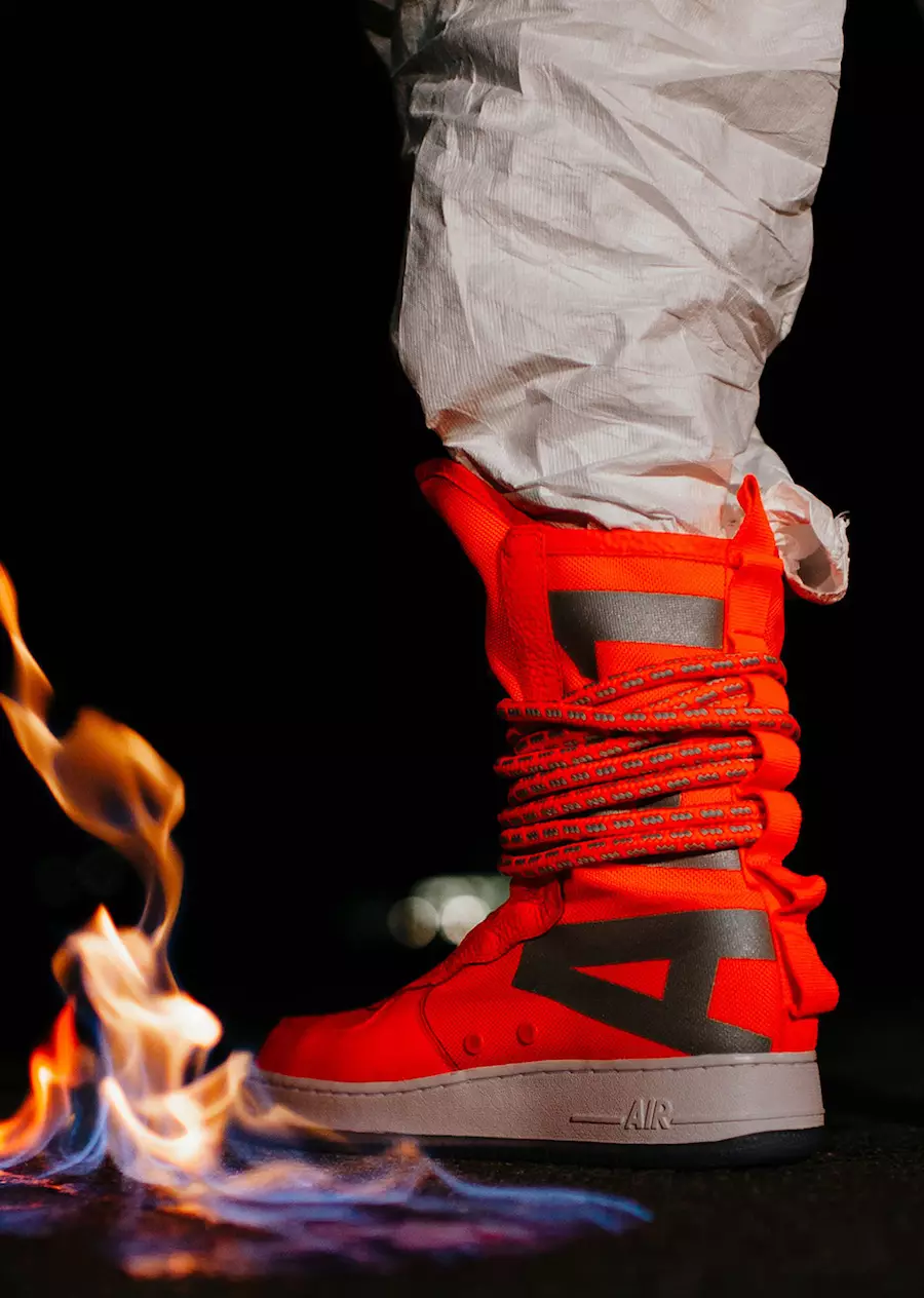 Nike SF-AF1 High Total Orange AA128-800