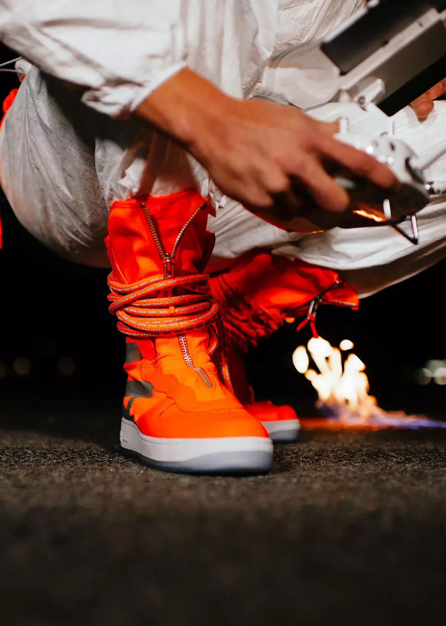 Nike SF-AF1 High Total Orange AA128-800