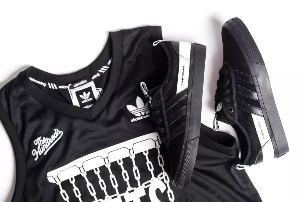 O privire mai atentă la pachetul adidas x The Hundreds „Lakers vs. Nets”.