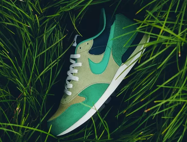 Nike Air Epic QS Lucid Groen