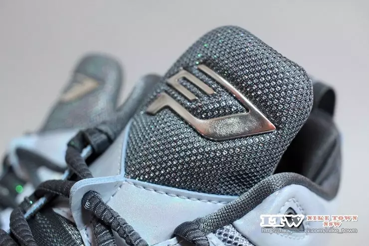 Jordan CP3 9 XI Super Fly 4 Kalėdų sušalusios akimirkos