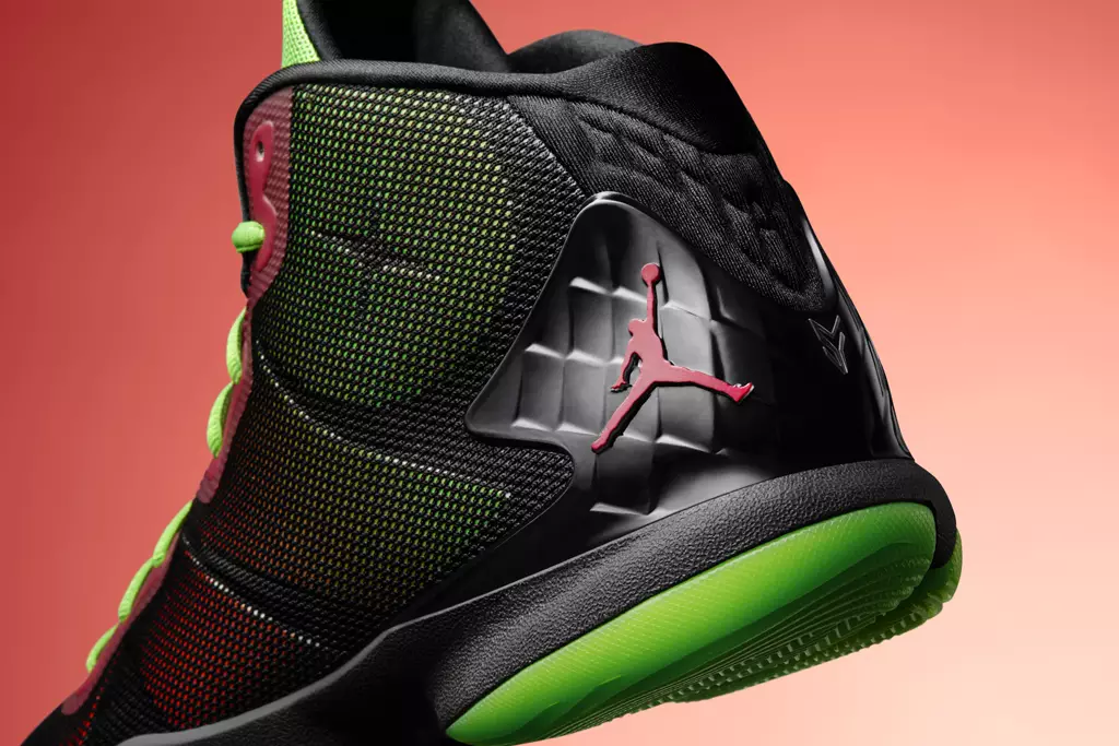 Jordan Super Eitilt 4 Marvin an Martian