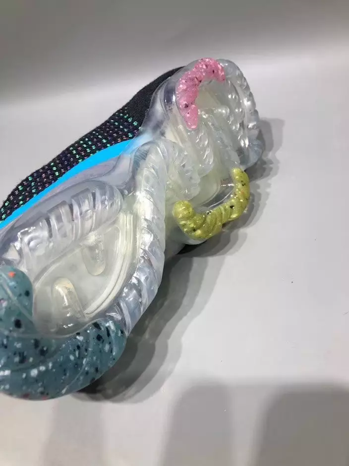 Nike Air VaporMax 2020 מולטי-קאָליר מעלדונג טאָג