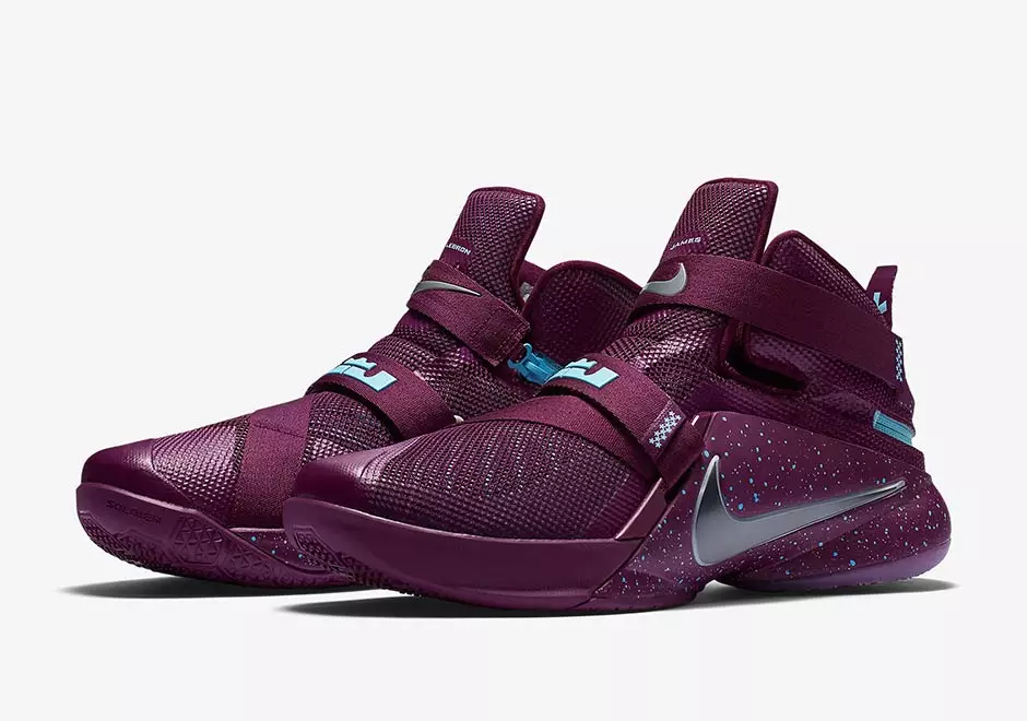 Nike LeBron Soldier 9 FlyEase