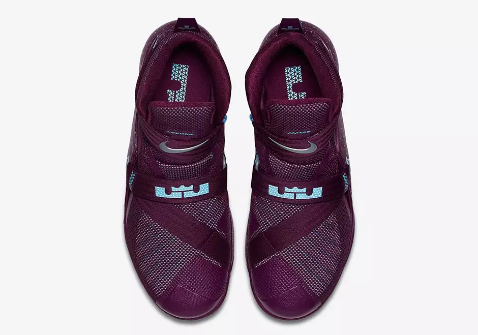 Nike LeBron Soldier 9 FlyEase