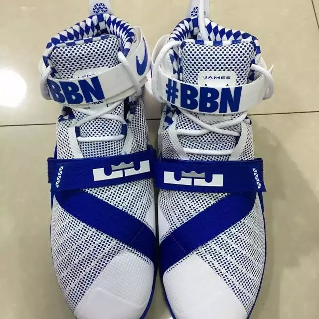 Nike LeBron Soldier 9 Kentucky Gran Nación Azul